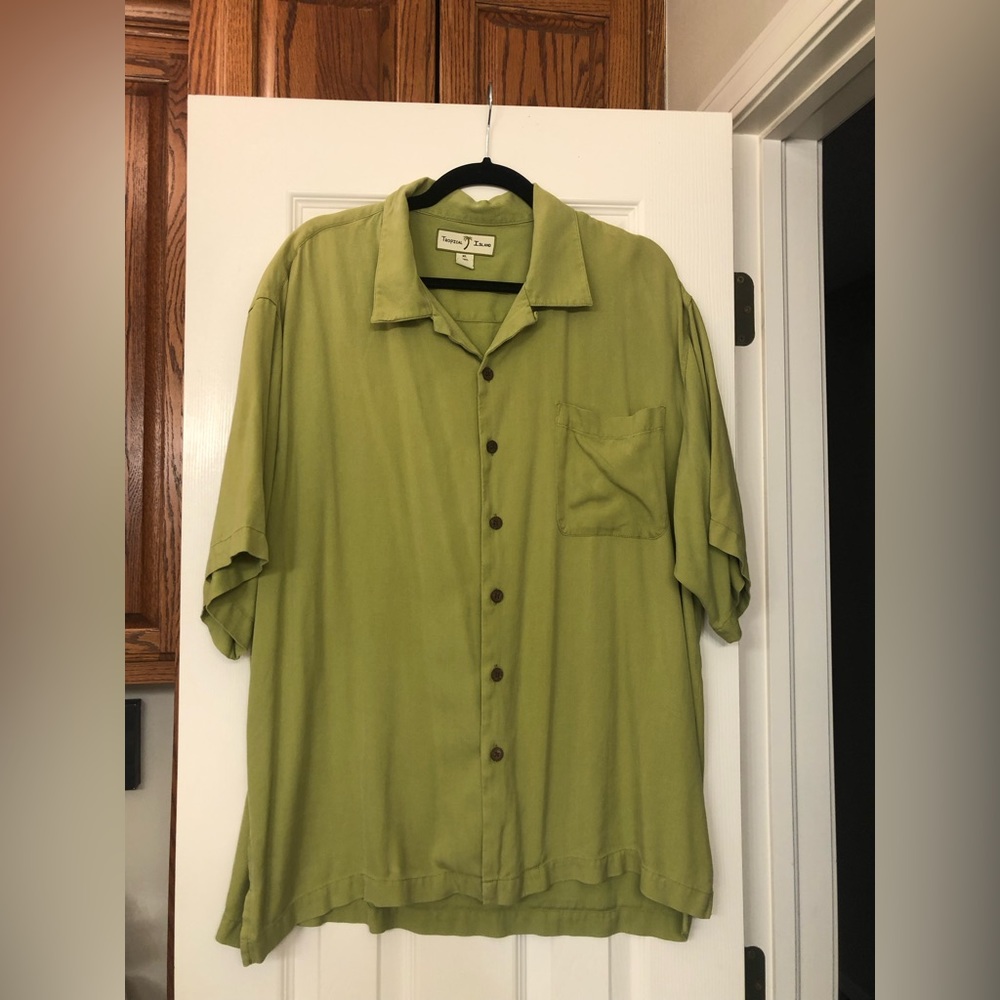 Tropical Island Men's Size XL Silk short sleeve green button down summer shirt